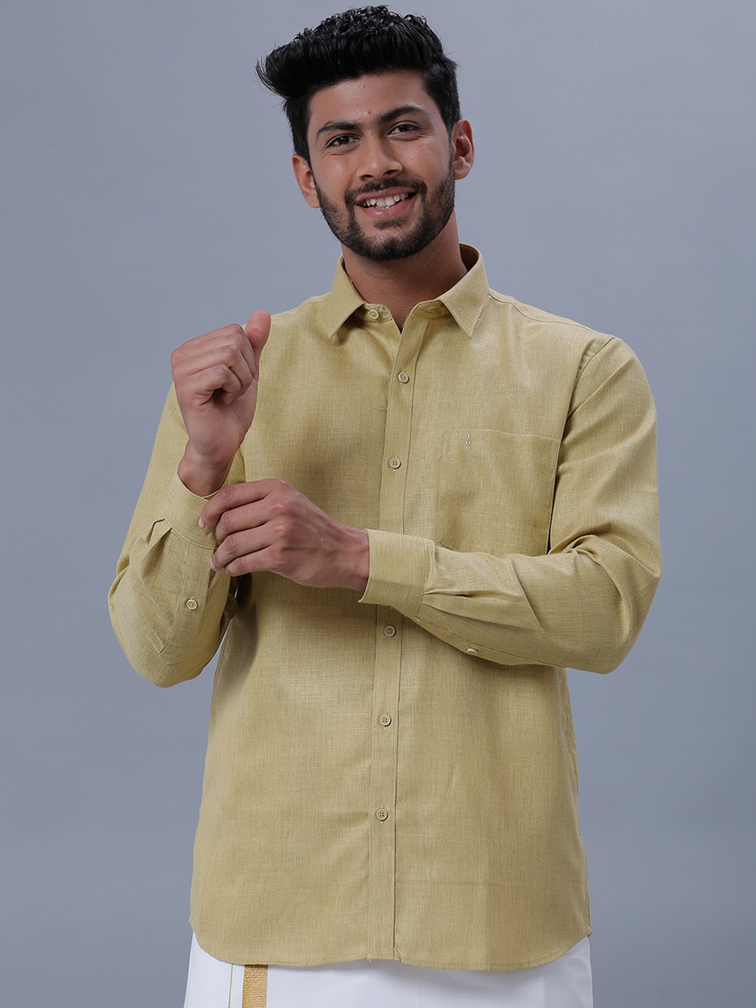 

Ramraj Men Opaque Cotton Casual Shirt, Green