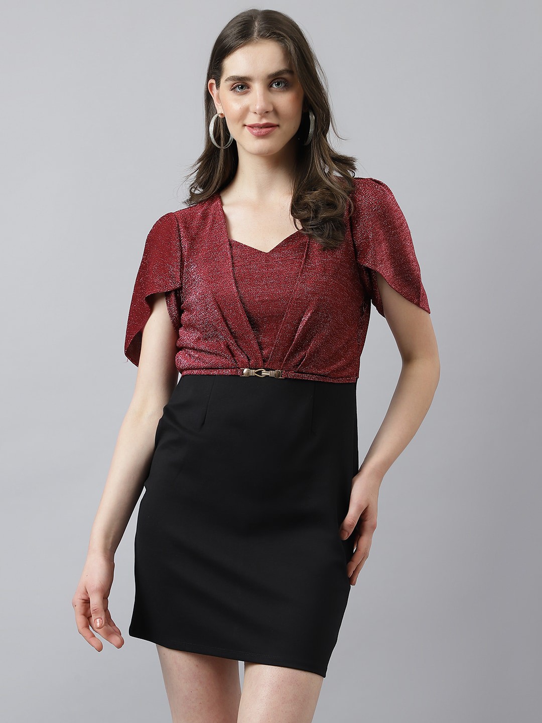 

Latin Quarters V-Neck Sheath Mini Dress, Red