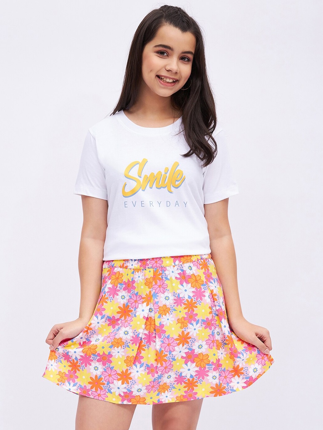 

luyk Girls Printed T-shirt with Skirt, White
