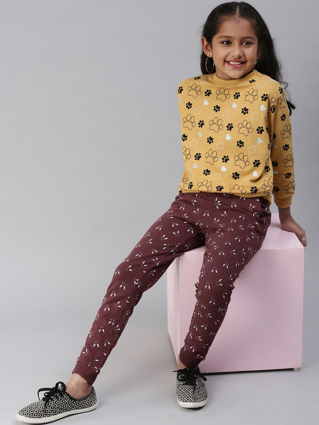 

PIPIN Girls Printed Slim Fit Cotton Joggers, Brown
