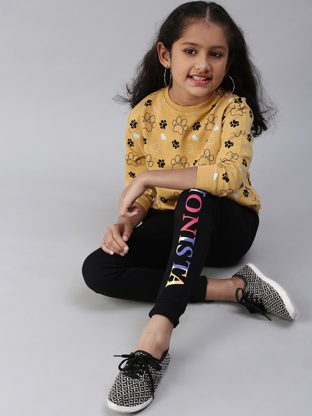 

PIPIN Girls Printed Slim Fit Cotton Joggers, Black