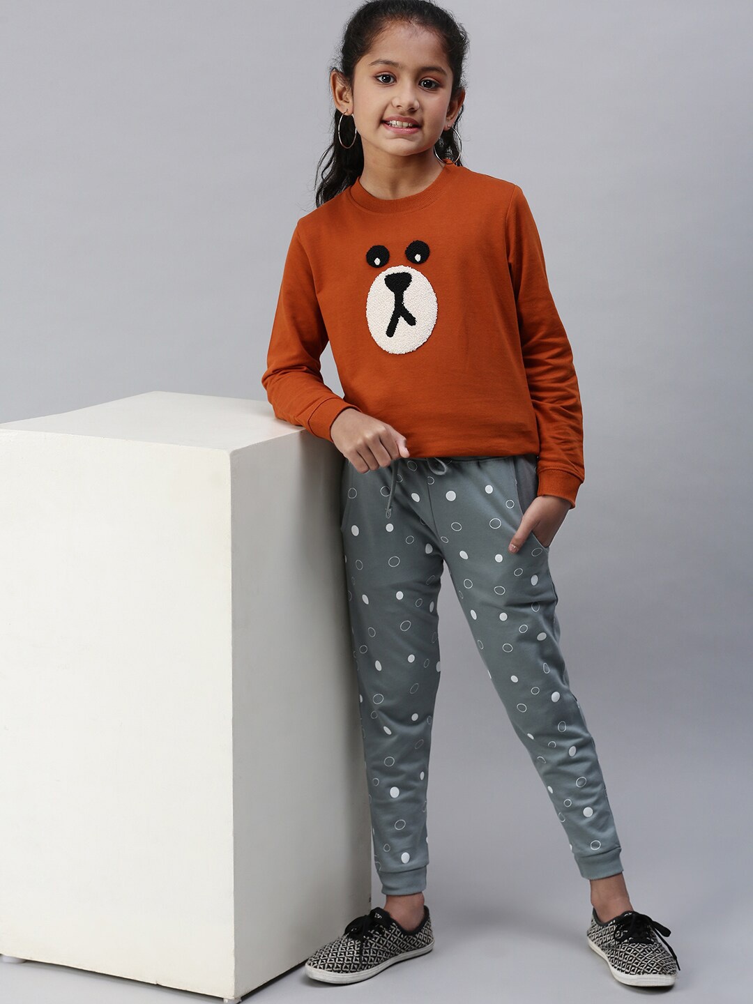 

PIPIN Girls Printed Slim Fit Cotton Joggers, Grey