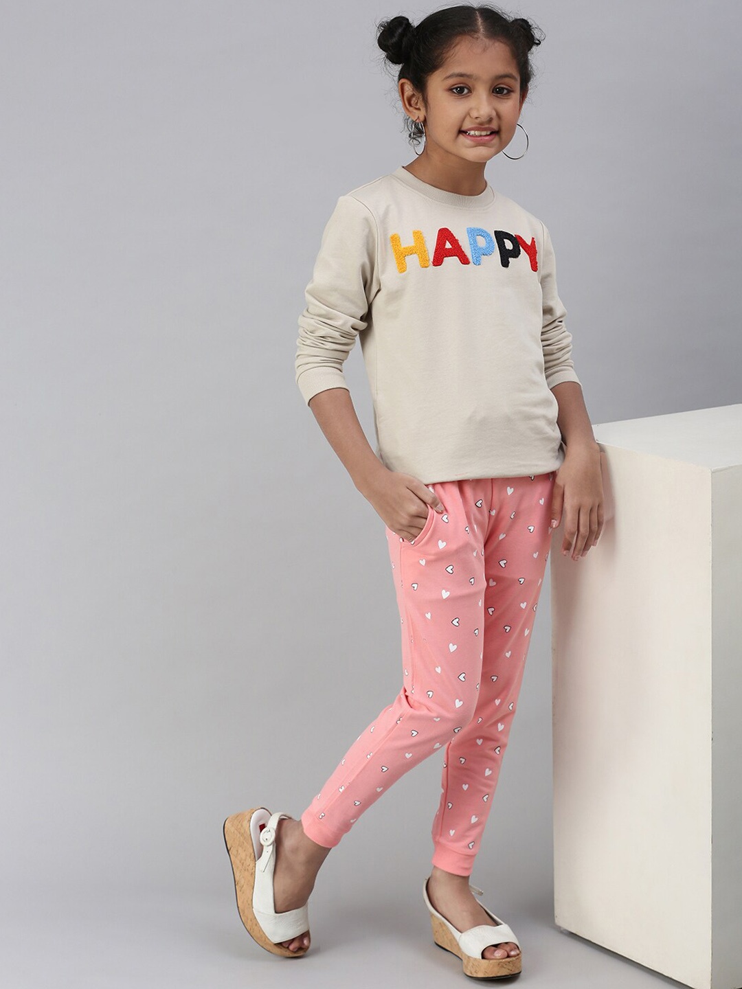 

PIPIN Girls Printed Slim Fit Cotton Joggers, Peach