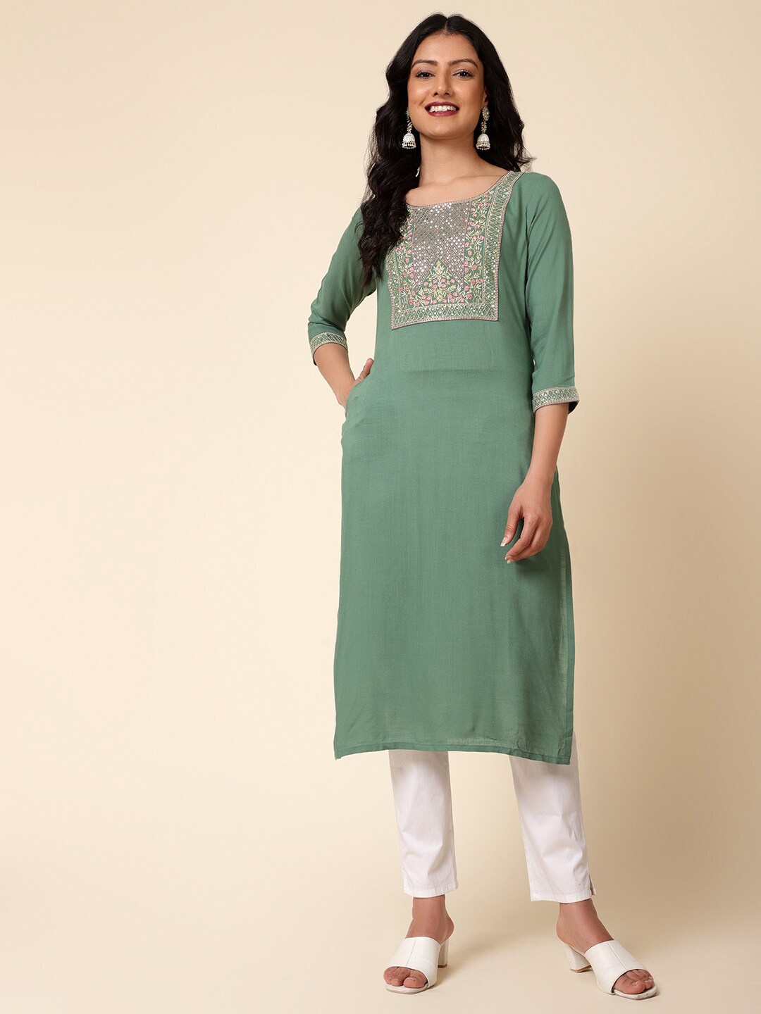 

Bani Women Floral Yoke Design Sequinned Kurta, Green