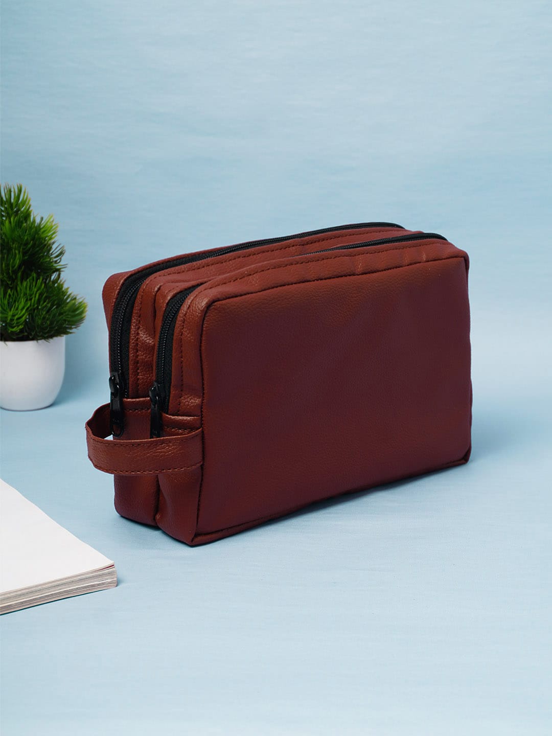 

Crazy Corner Toiletry Pouch, Brown