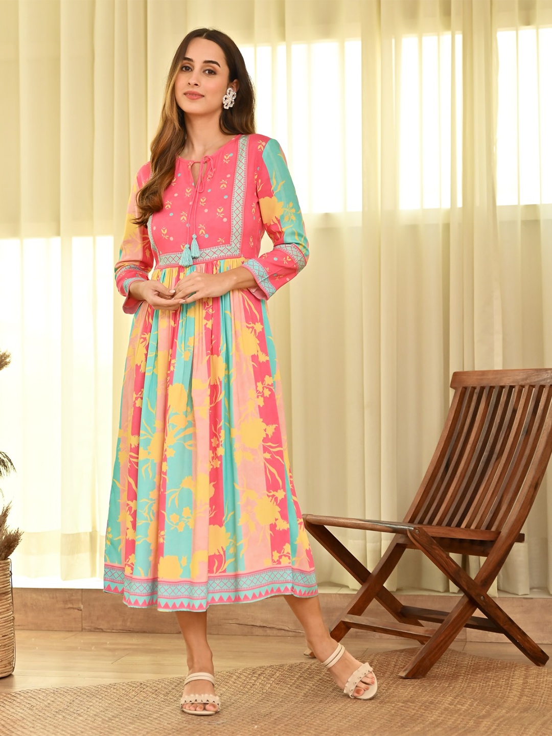 

Rustorange Floral Printed Pleated Tie Up Neck Ethnic Dress, Pink