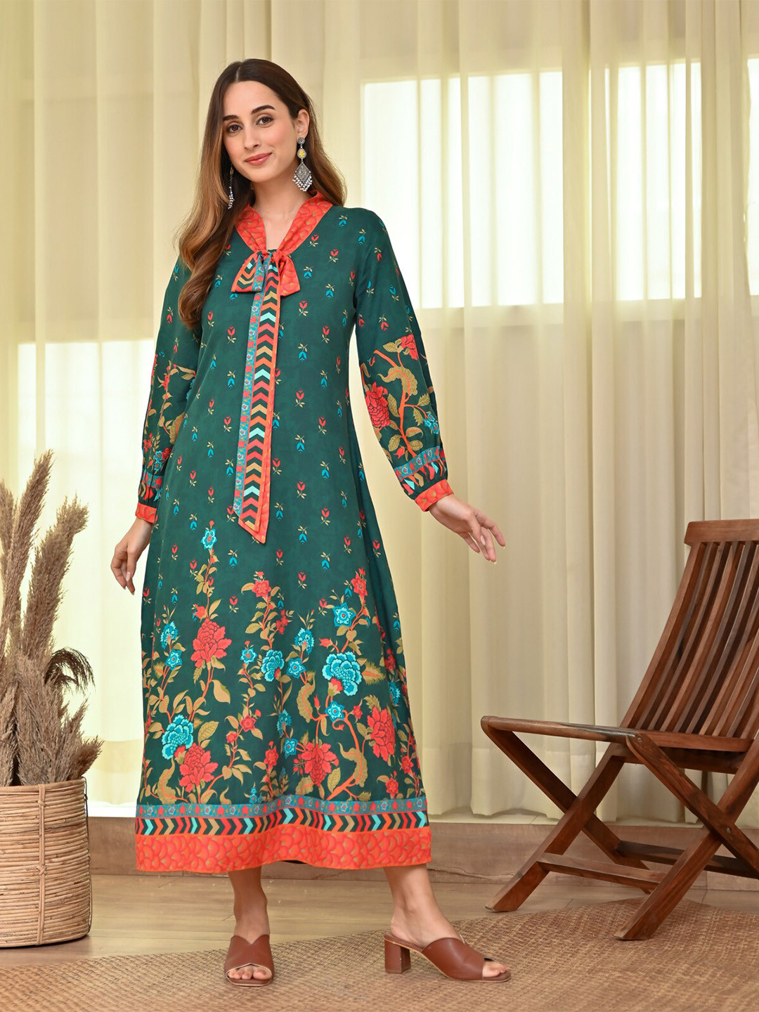 

Rustorange Floral Printed Tie-Up Neck A-Line Midi Dress, Green