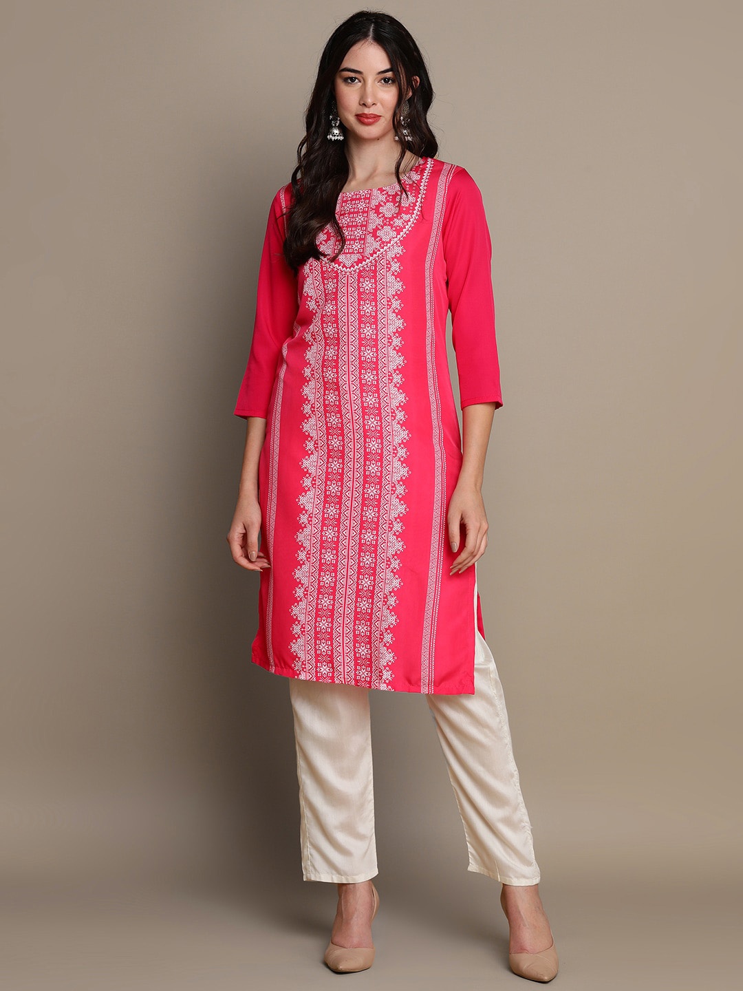 

AHIKA Geometric Printed Straight Kurta, Pink