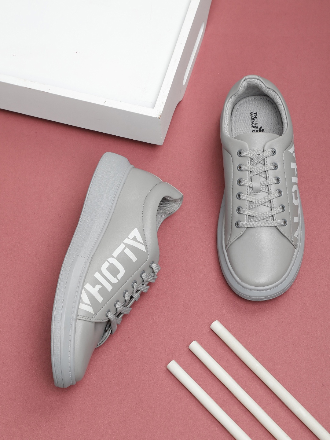 

The Indian Garage Co Men Printed Sneakers, Grey