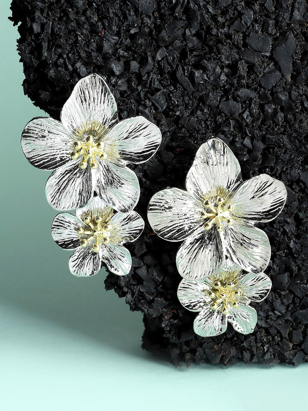 

Bohey by KARATCART Silver-Plated Floral Studs Earrings