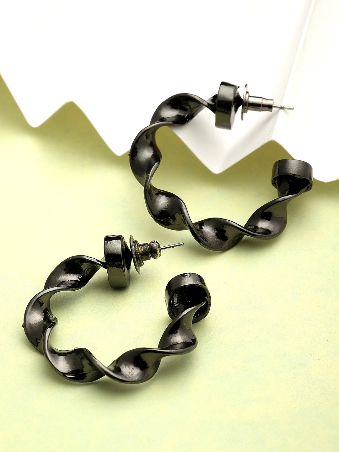 

Bohey by KARATCART Contemporary Half Hoop Earrings, Black