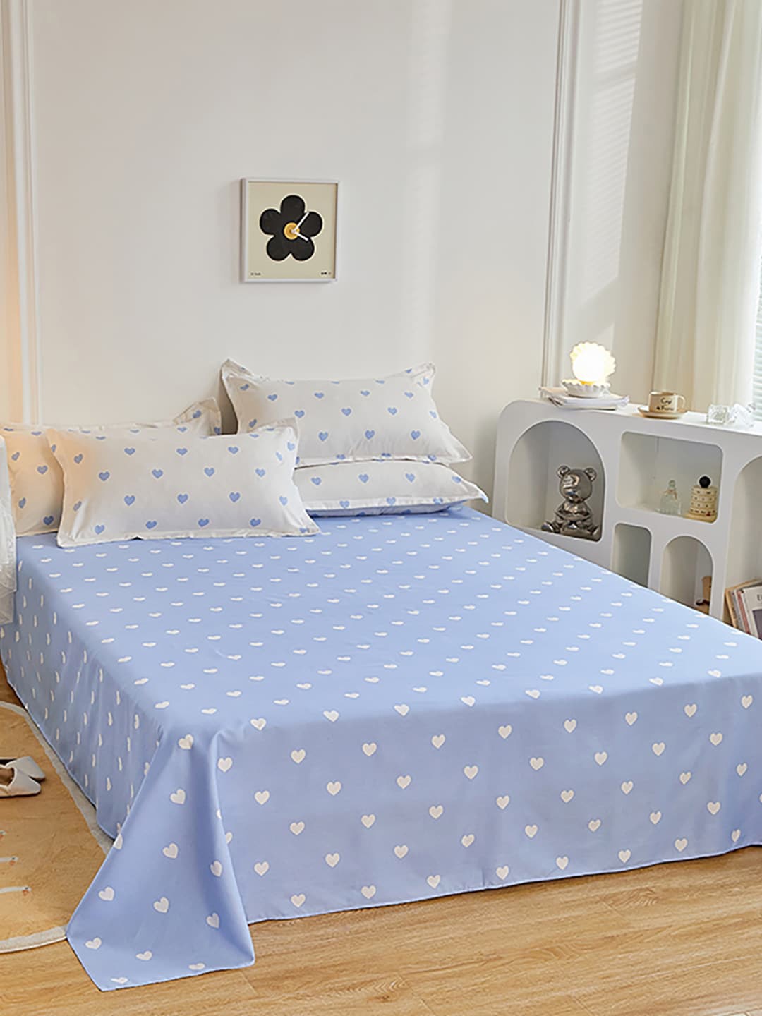 

JC HOME White & Blue Printed Double Extra Large Bedding Set