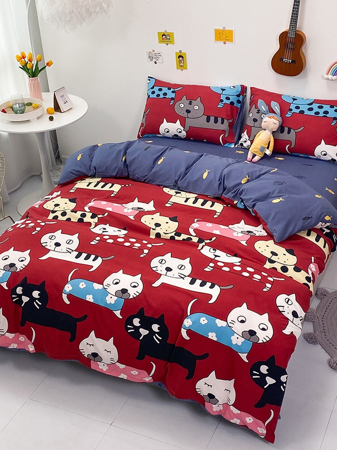 

JC Collection Red & Blue Printed Single Size Bedding Set