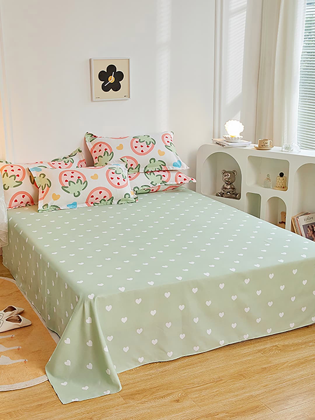 

JC Collection Green & Cream Colored Printed Double Queen Bedding Set