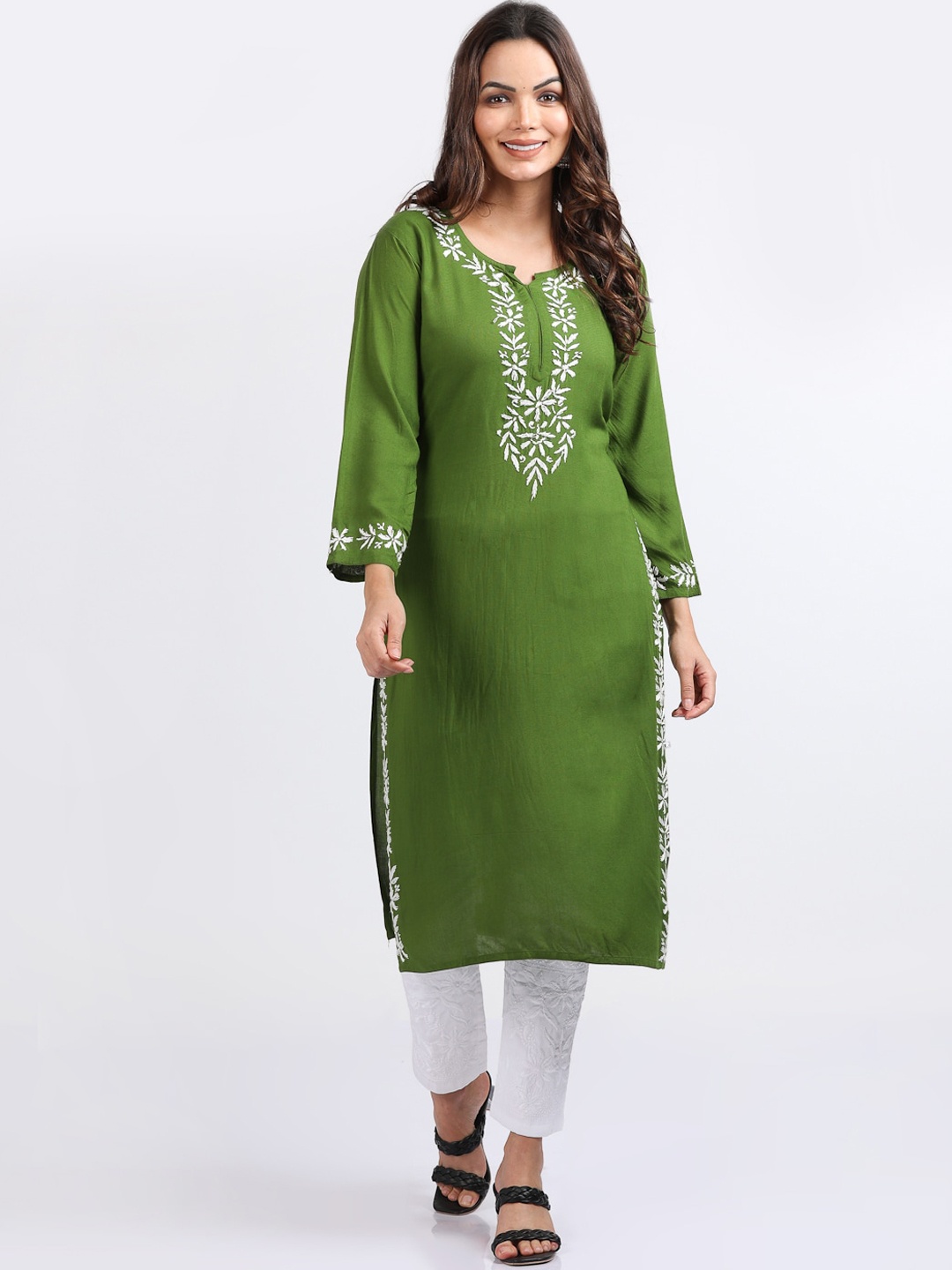 

FAWOMENT Floral Chikankari Straight Kurta, Green