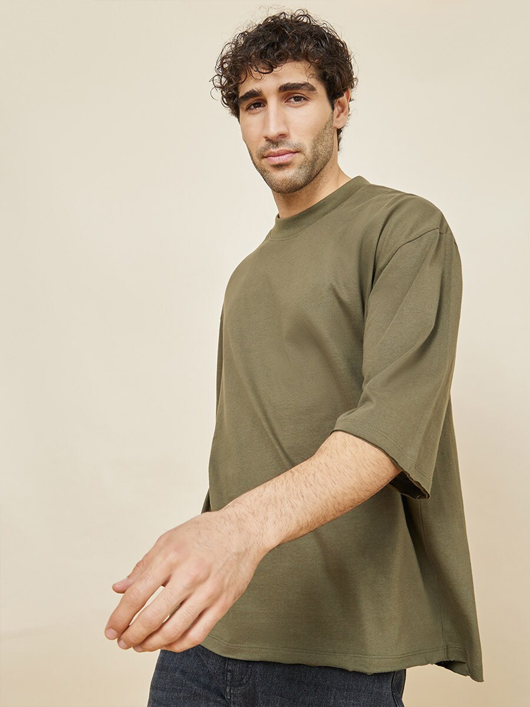 

Styli Oversized T-Shirt with Raw Hem, Olive