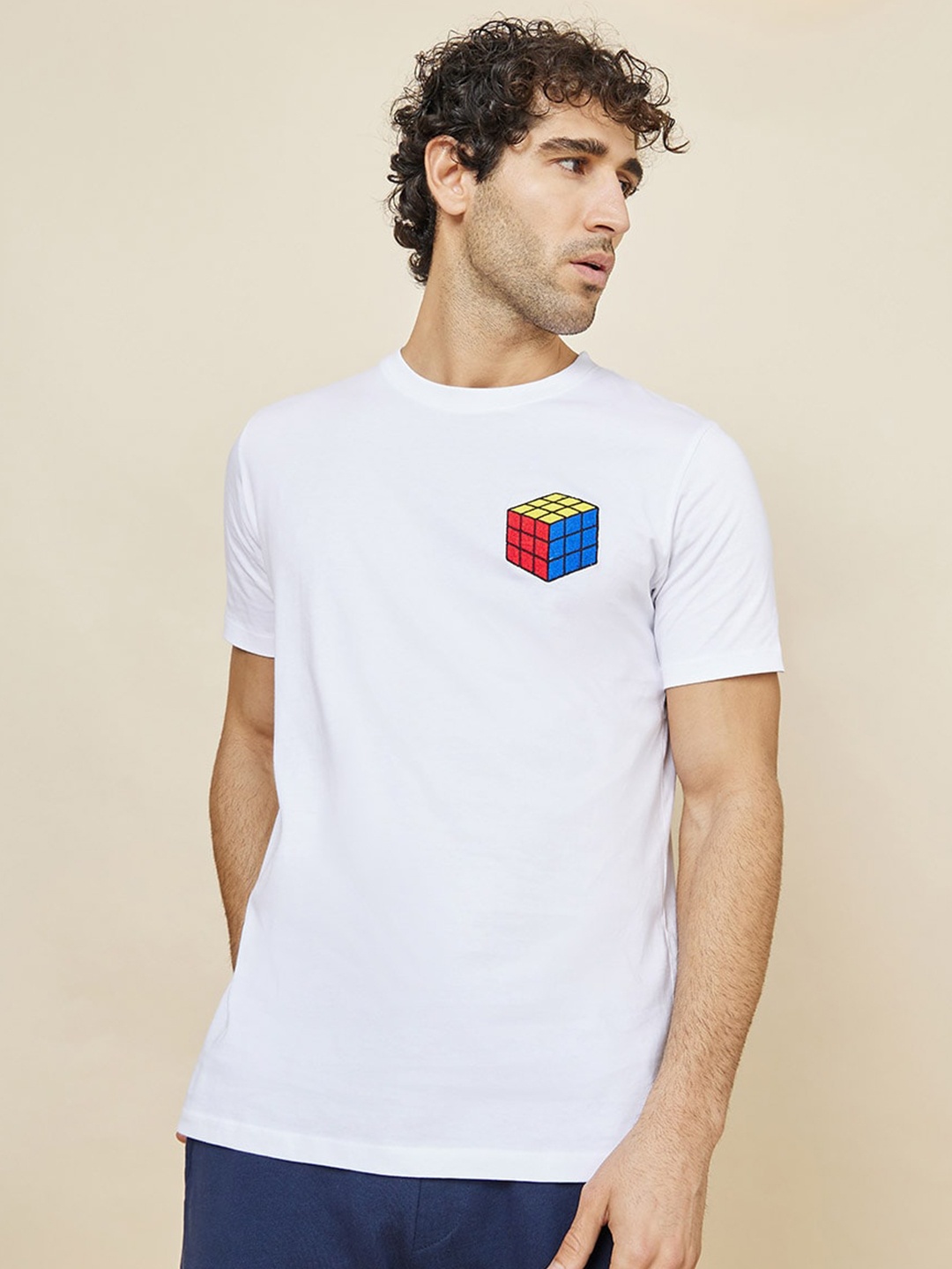 

Styli Rubik's Cube Embroidery Detail Regular Fit T-Shirt, White