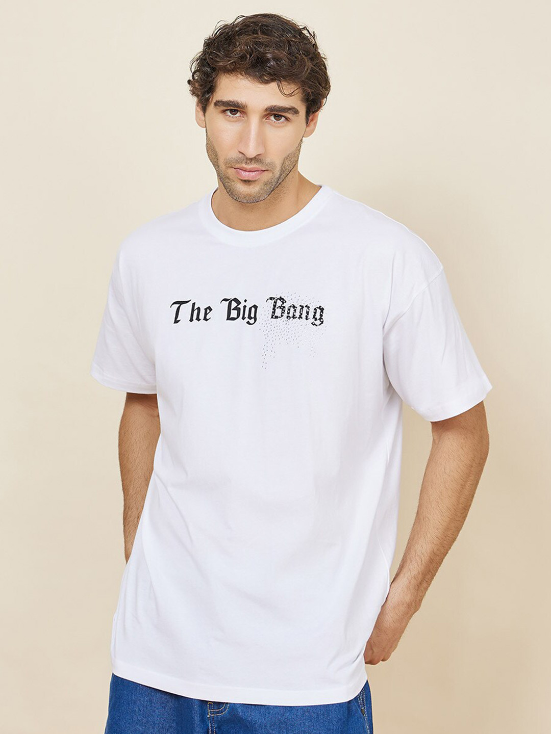 

Styli Slogan Print Oversized T-shirt with Faux Rhinestone Detail, White
