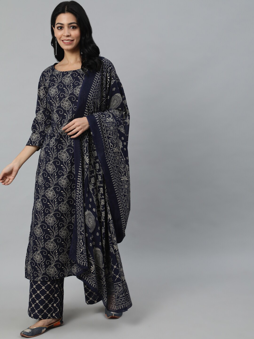 

AASI - HOUSE OF NAYO Floral Printed Pure Cotton Kurta with Palazzos & Dupatta, Navy blue
