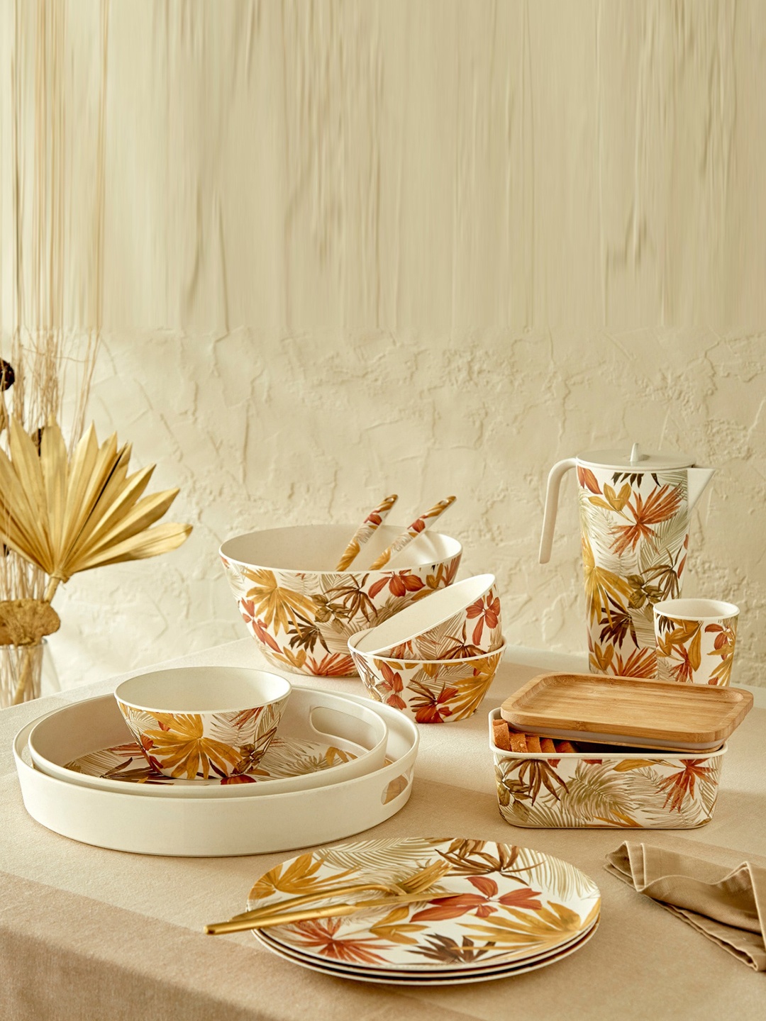 

Home Centre Multicoloured 7 Pieces Floral Printed Bamboo Matte Pudding Set, Multi