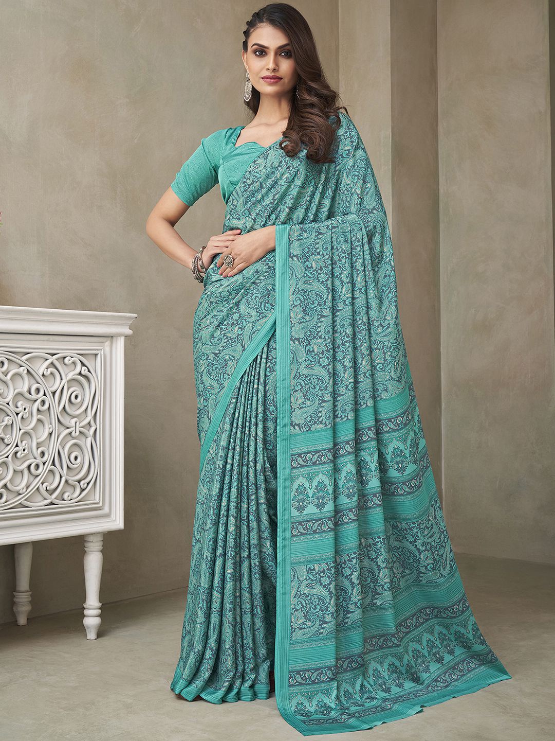 

Satrani Ethnic Motifs Silk Blend Saree, Turquoise blue