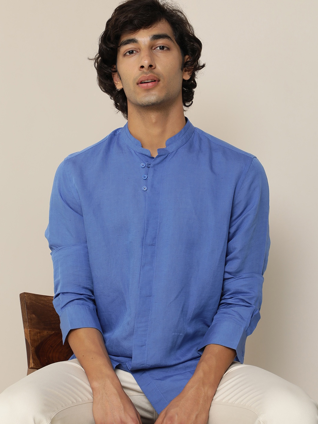 

RARE RABBIT Men Throne Slim Fit Opaque Shirt, Blue