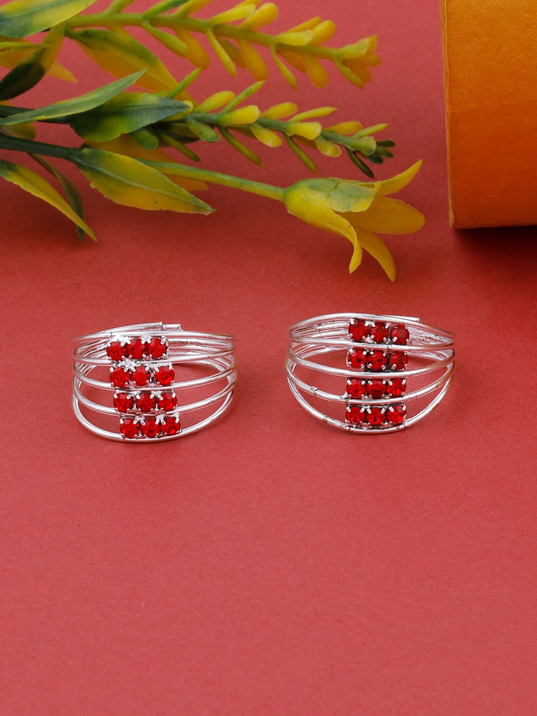 

HOUSE OF QUIRK Silver Plated Toe Rings, Red