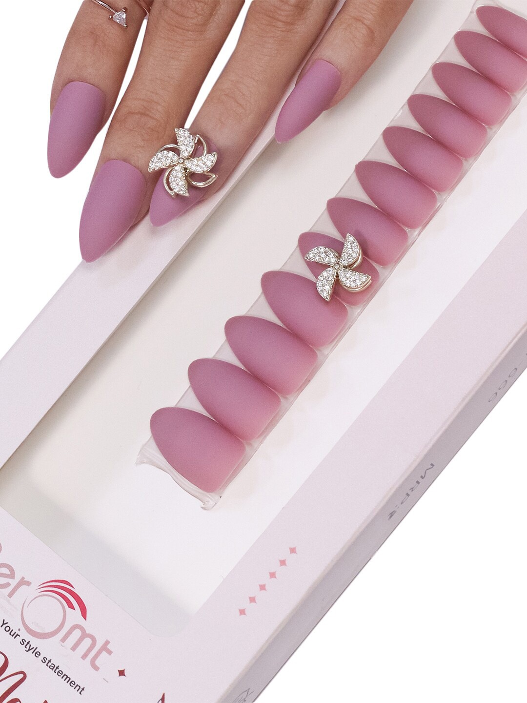 

BEROMT 12 Pcs Rotating Charm False Nails with Nail Care Kit, Pink