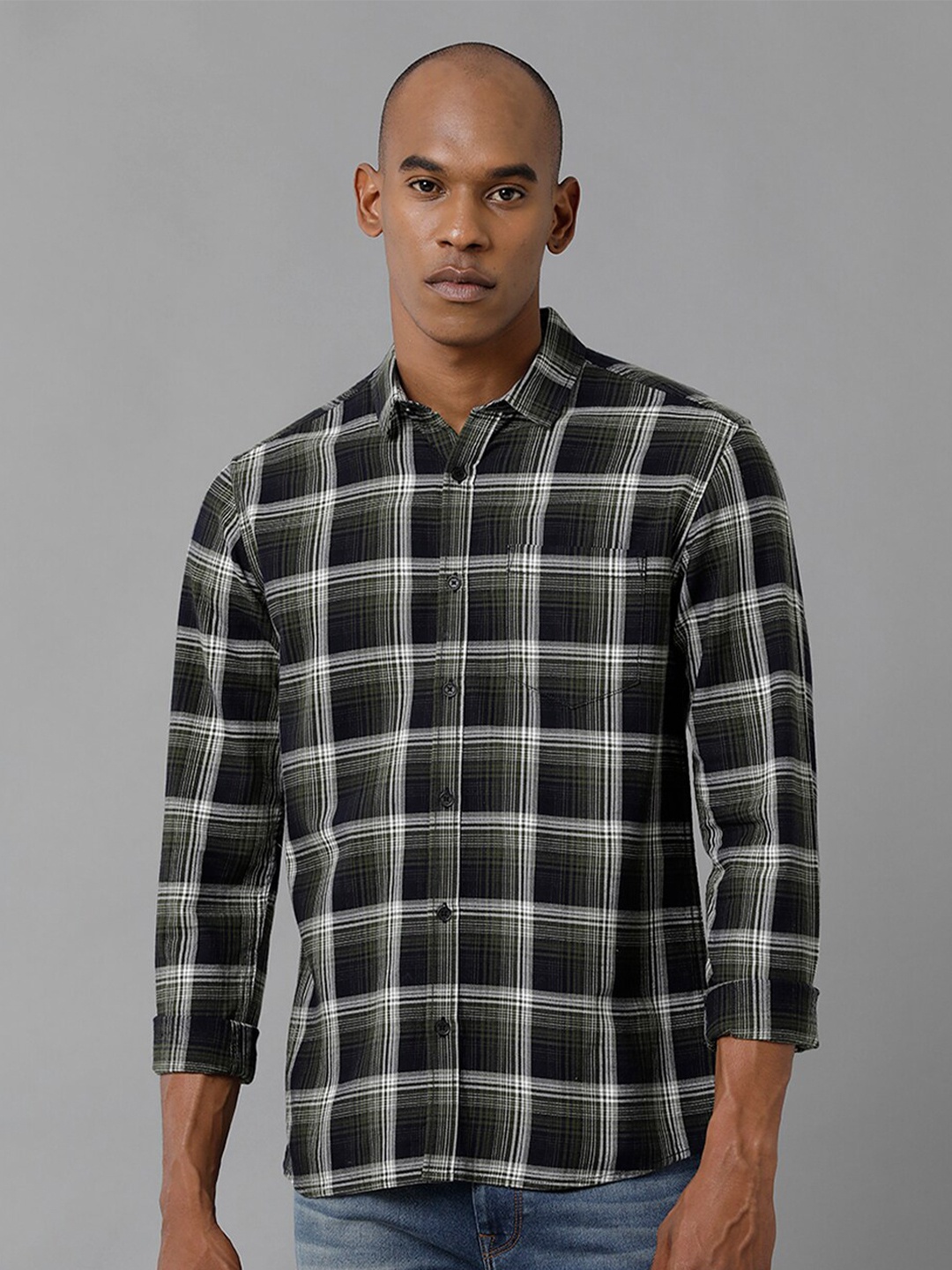 

Voi Jeans Slim Fit Tartan Checks Checked Pure Cotton Casual Shirt, Navy blue