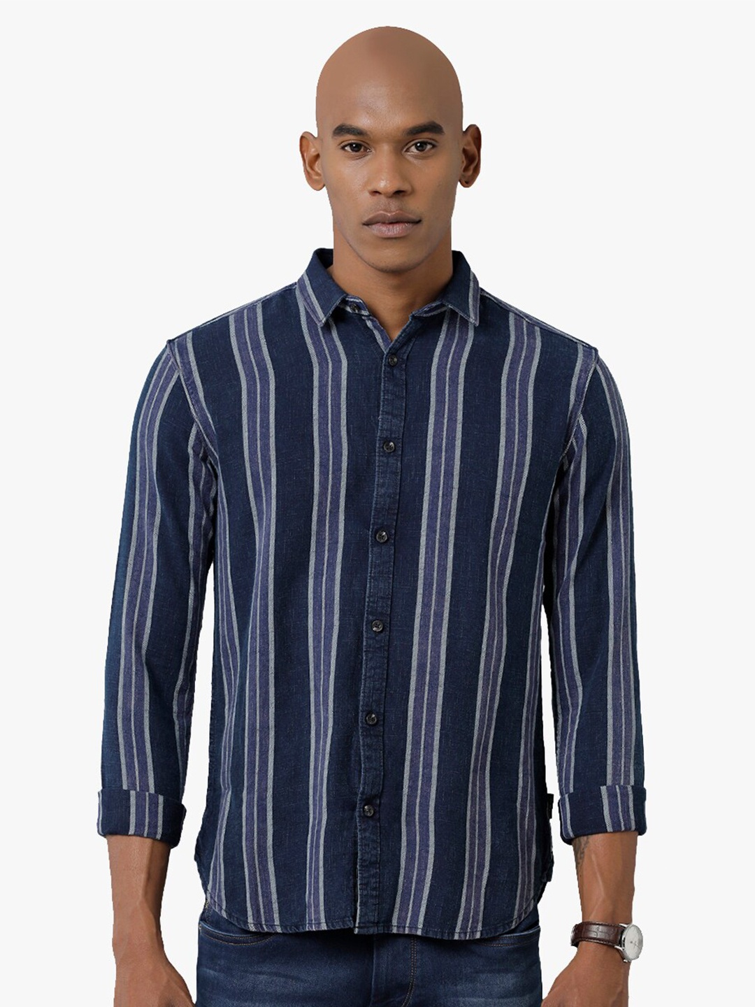 

Voi Jeans Slim Fit Striped Pure Cotton Casual Shirt, Blue