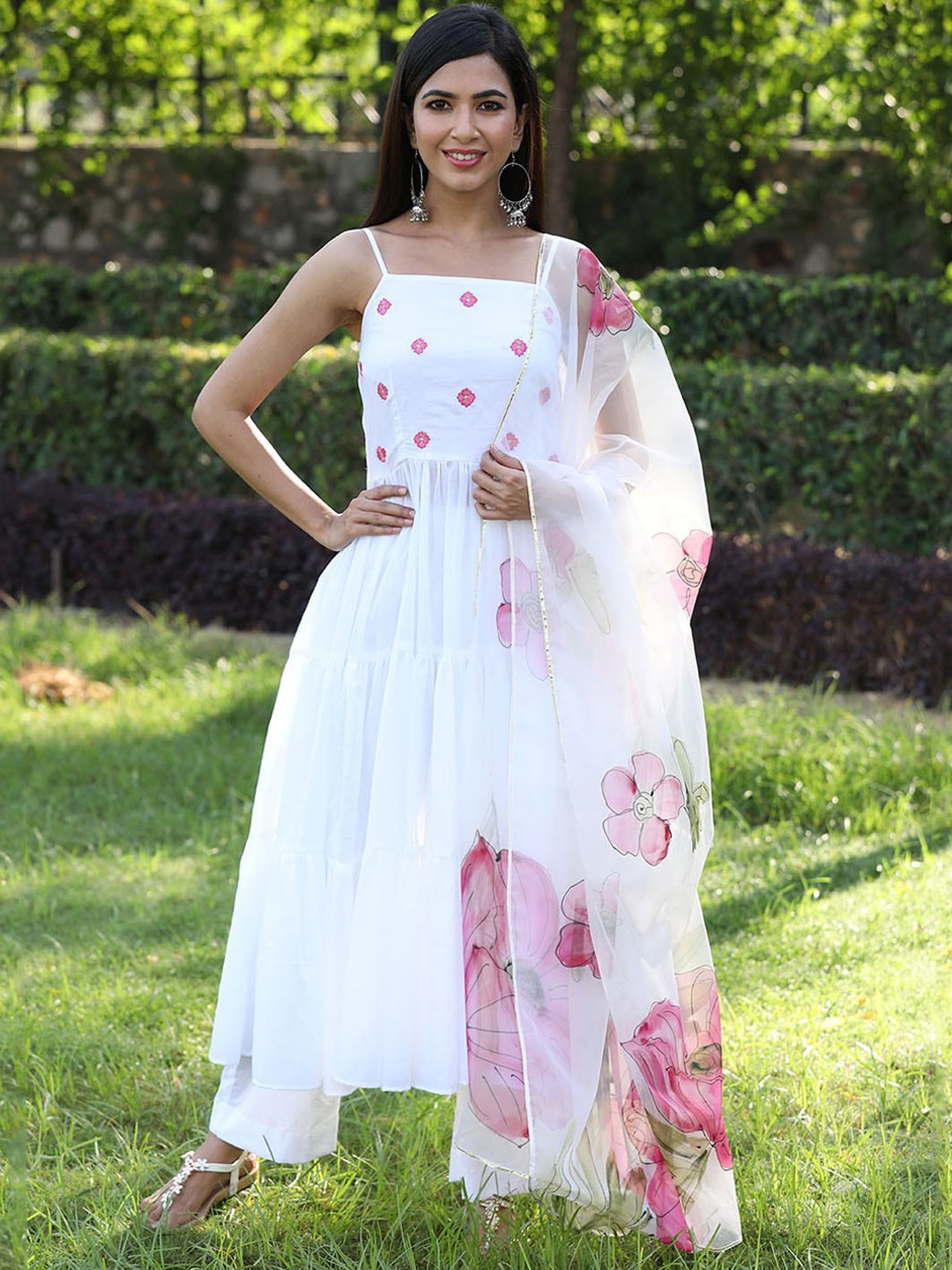

Ambraee Floral Printed Anarkali Kurta with Palazzos & Dupatta, White