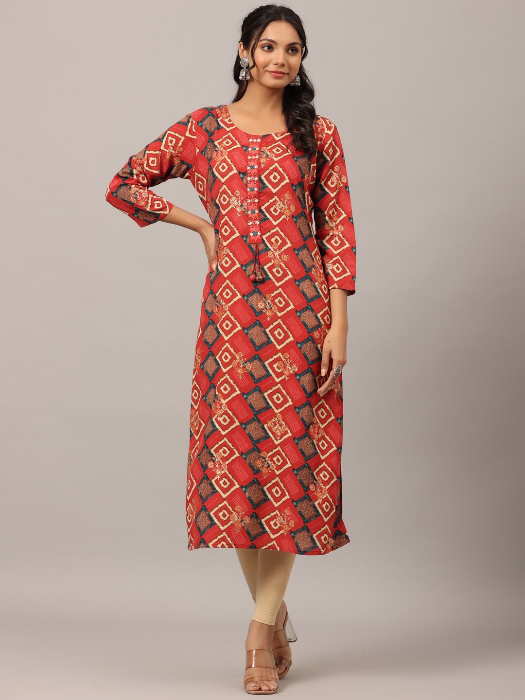 

Amchoor Geometric Printed Thread Work Straight Kurta, Red
