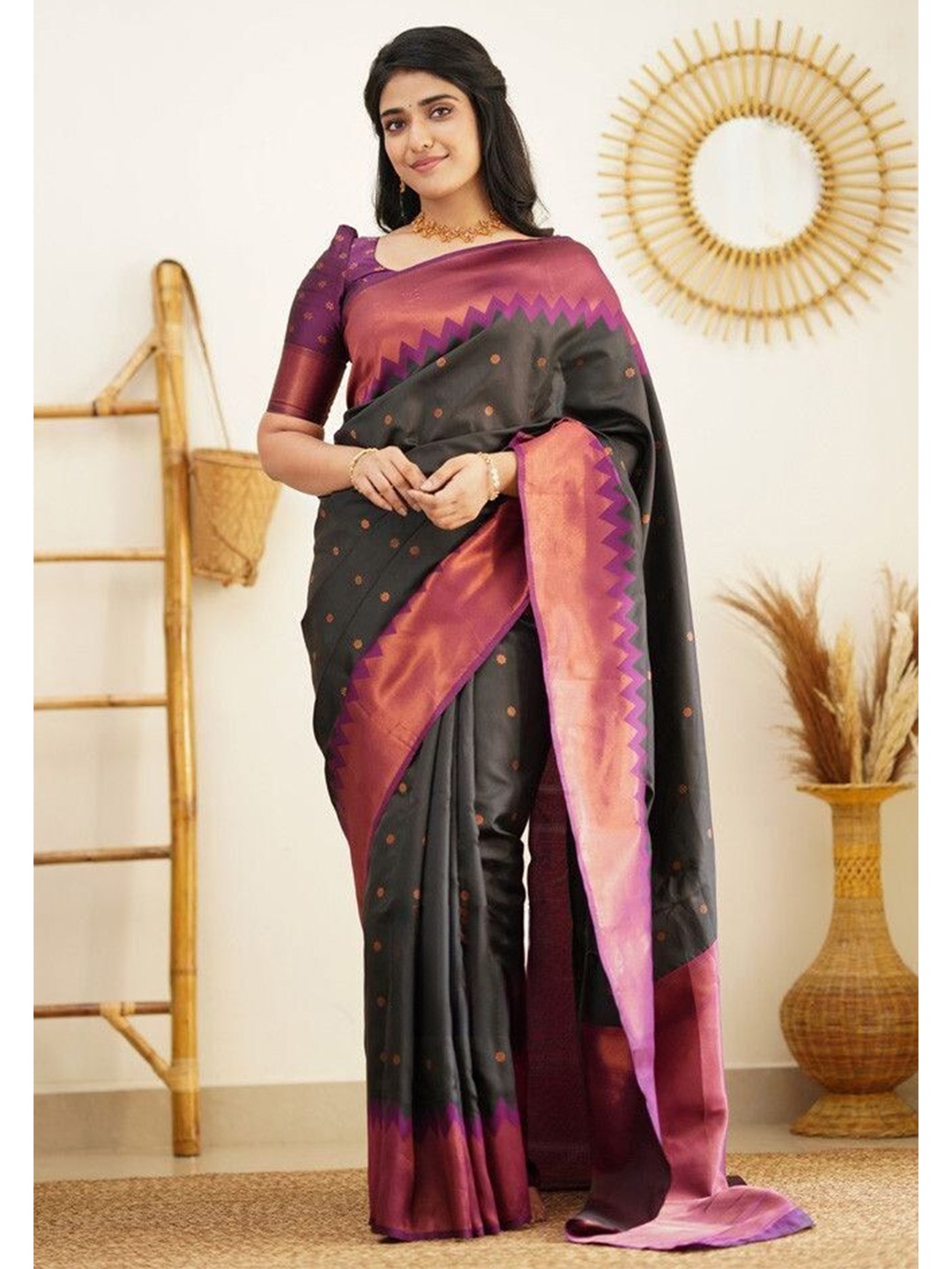 

Jinax Woven Design Zari Pure Silk Banarasi Saree, Black
