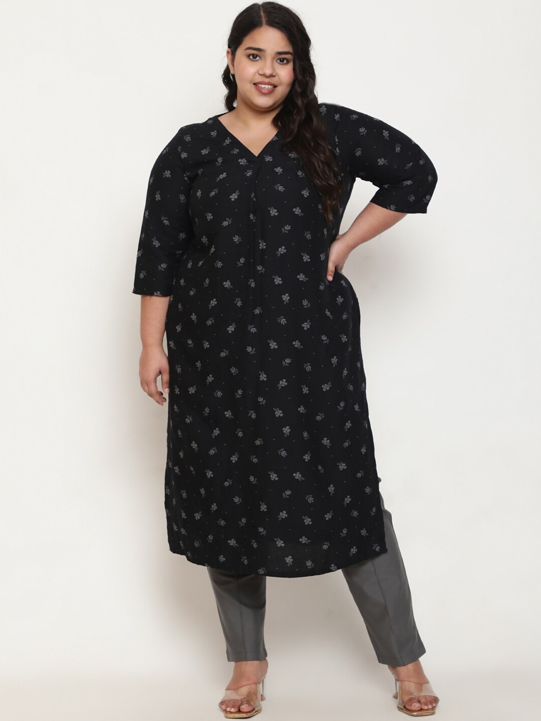 

Amydus V-Neck Floral Printed Cotton Linen Kurta, Black