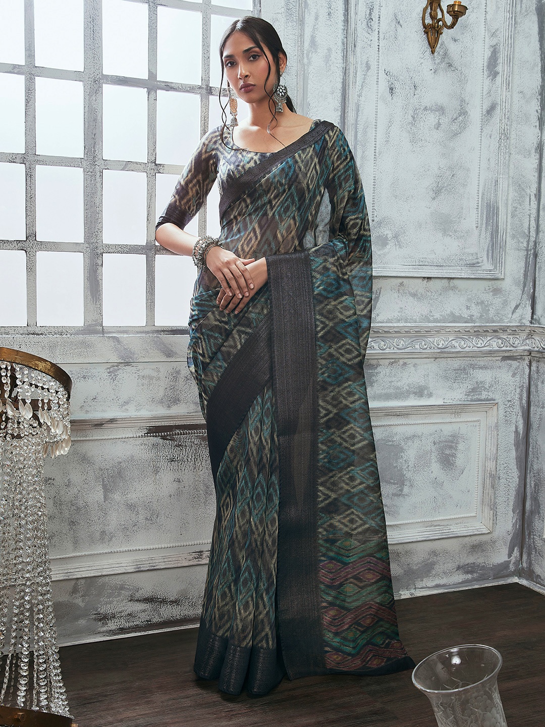 

Soch Geometric Zari Silk Blend Tussar Saree, Turquoise blue