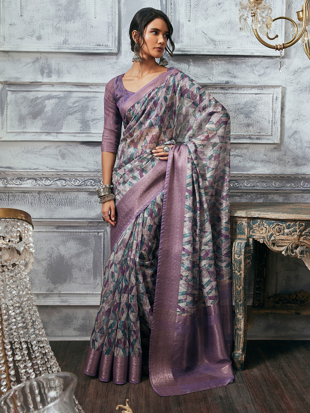 

Soch Geometric Printed Zari Tussar Saree, Cream