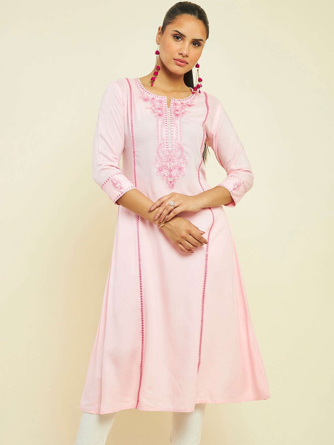 

Soch Ethnic Motif Yoke Design Notched Neck Thread Work Straight Kurta, Pink