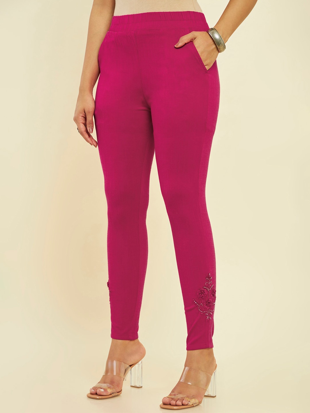 

Soch Women Mid-Rise Cotton Ankle-Length Leggings, Fuchsia