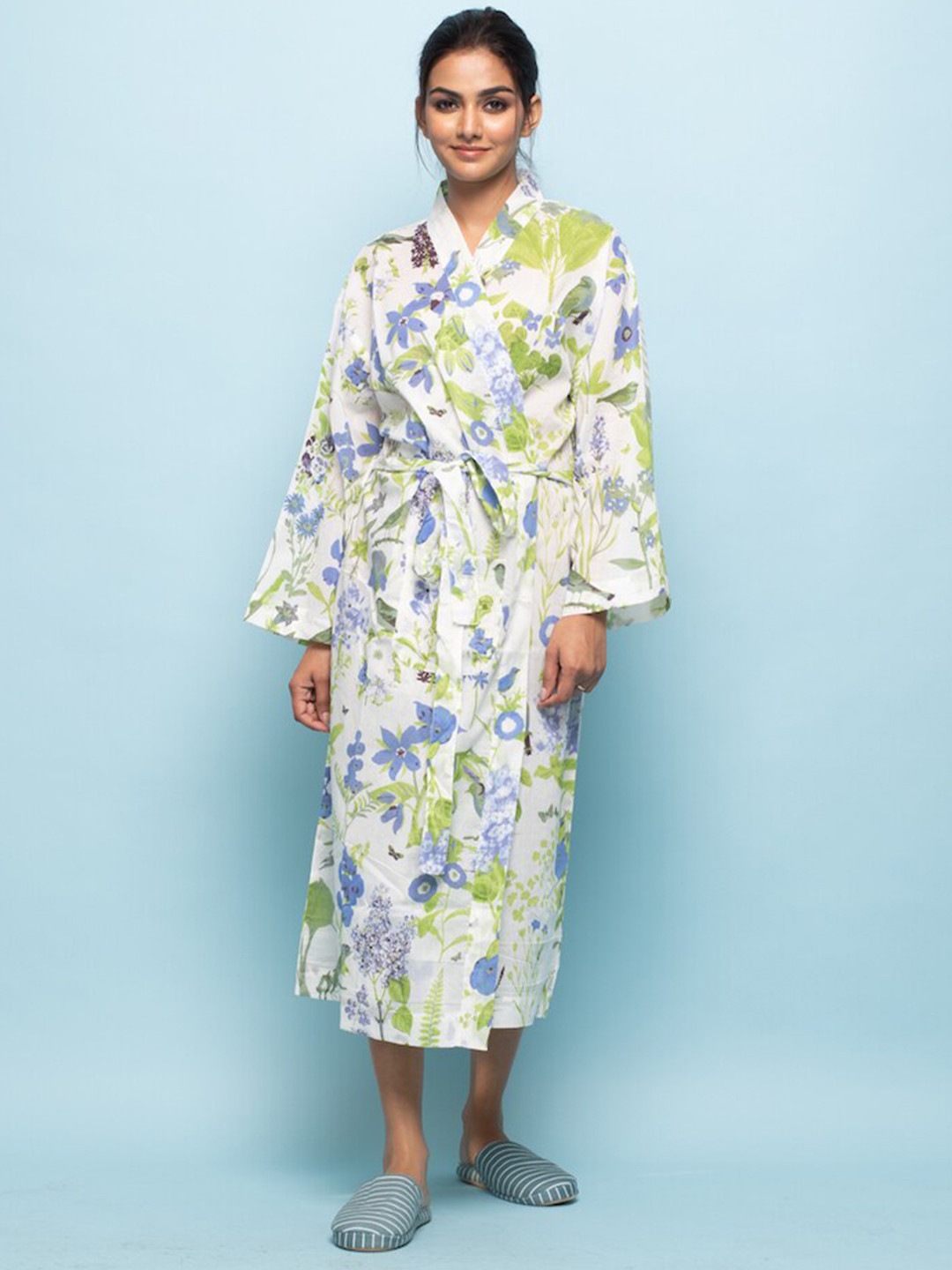 

SANSKRUTIHOMES Women Floral Printed Midi Cotton Robe, White