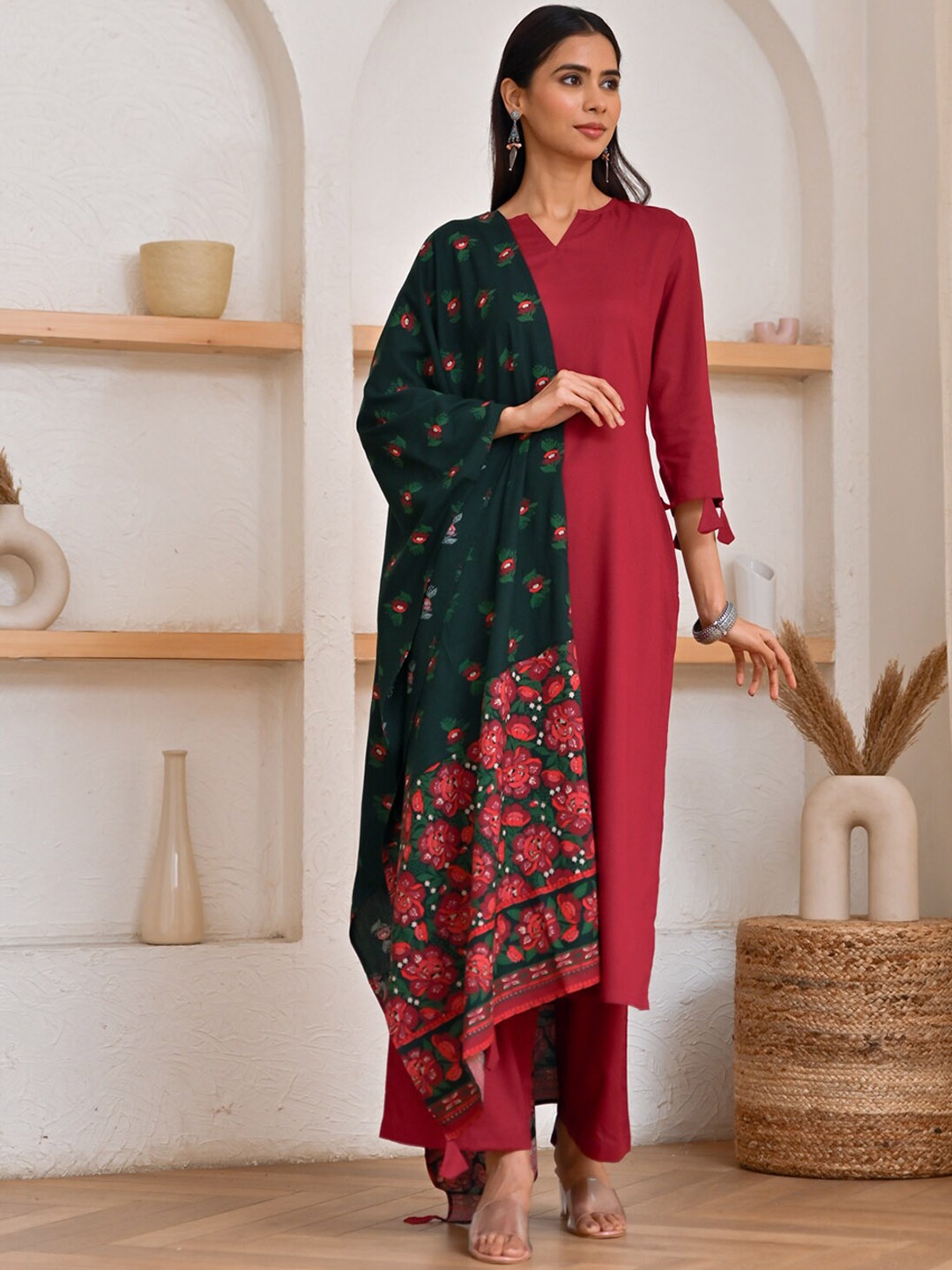 

Rustorange Notched Neck Straight Kurta with Palazzos & Dupatta, Maroon