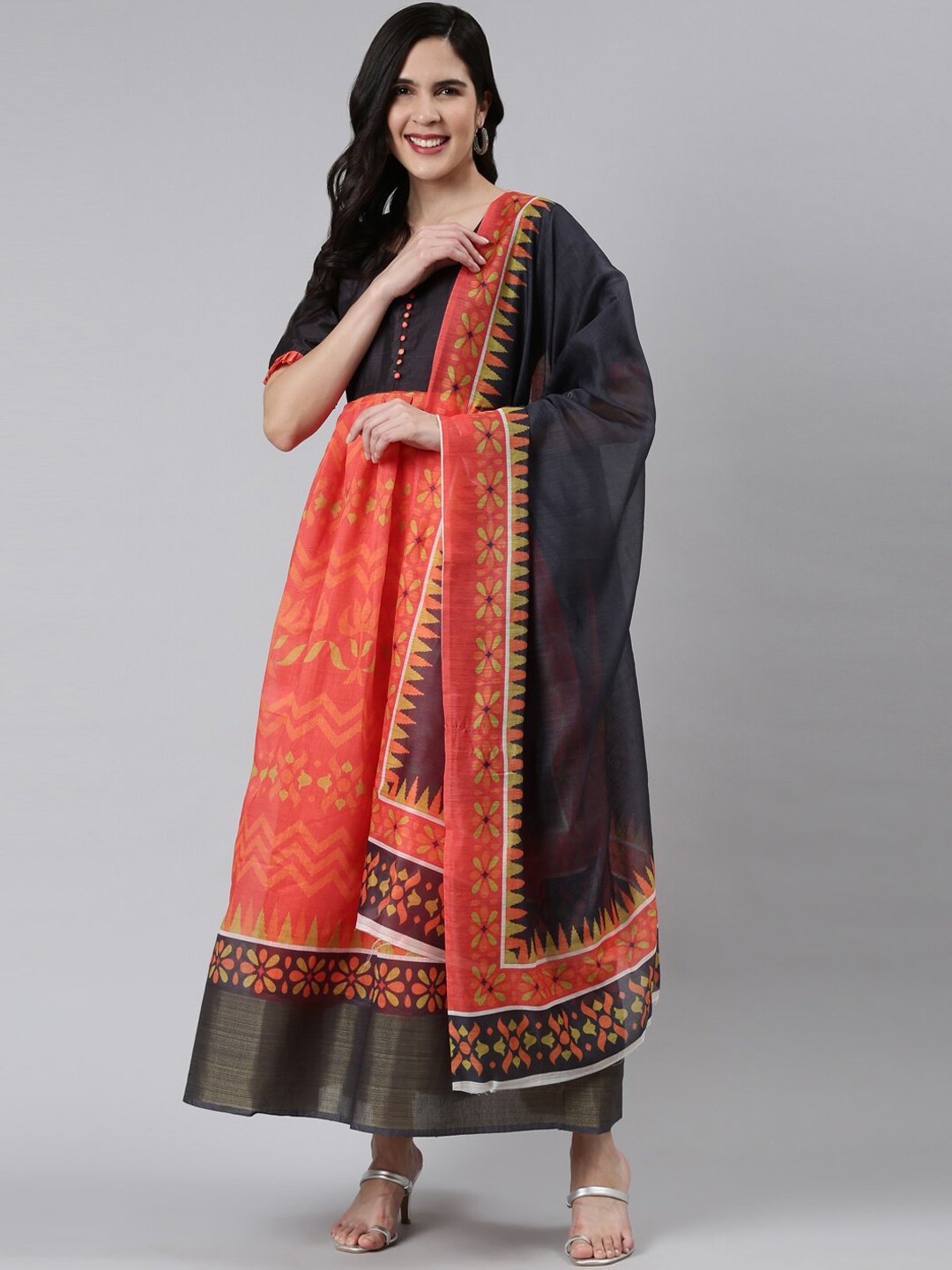 

FLAVIDO Ethnic Motifs Printed Chanderi Silk Anarkali Kurta With Dupatta, Red