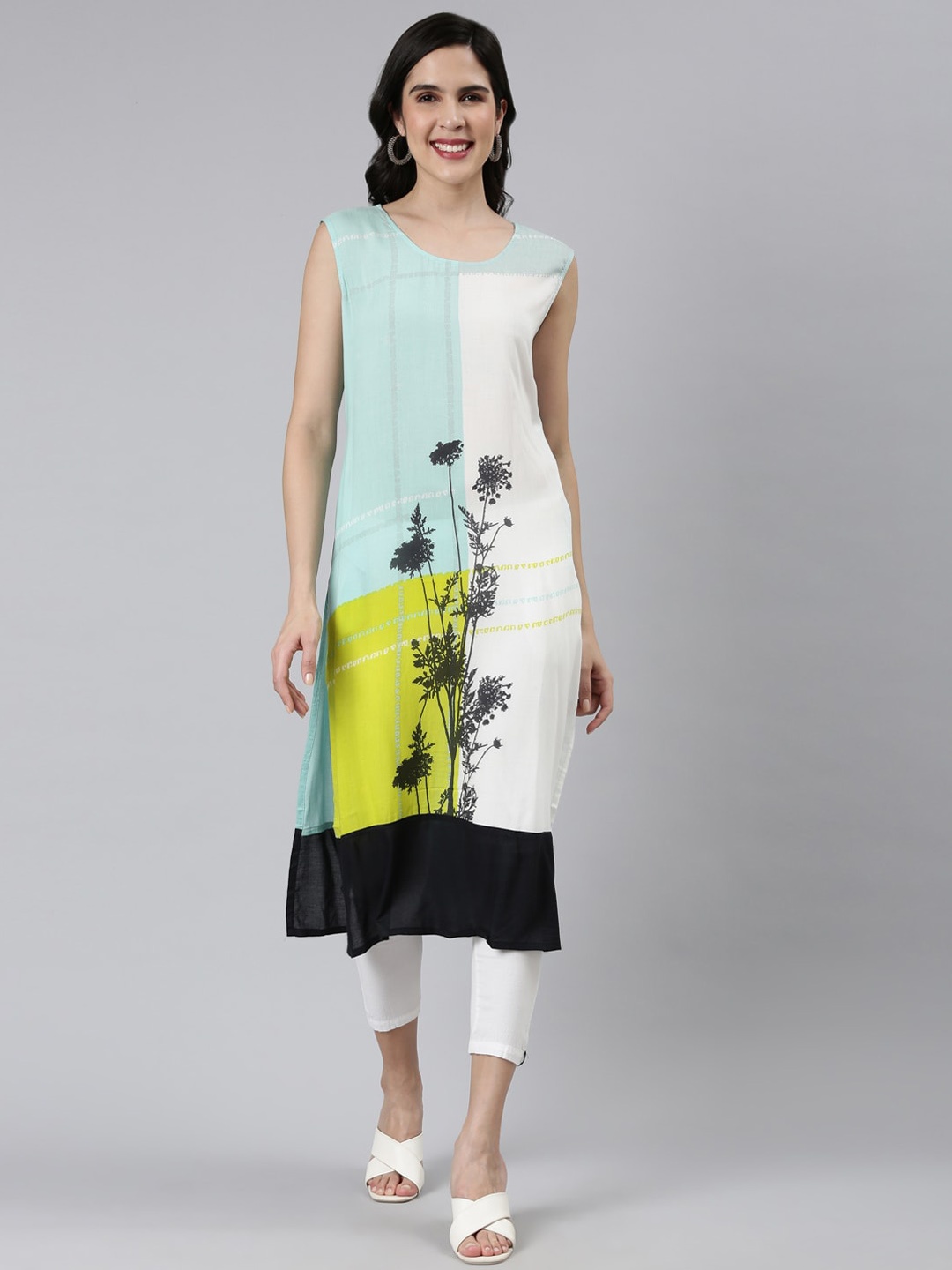 

FLAVIDO Colourblocked Sleeveless Straight Kurta, Sea green