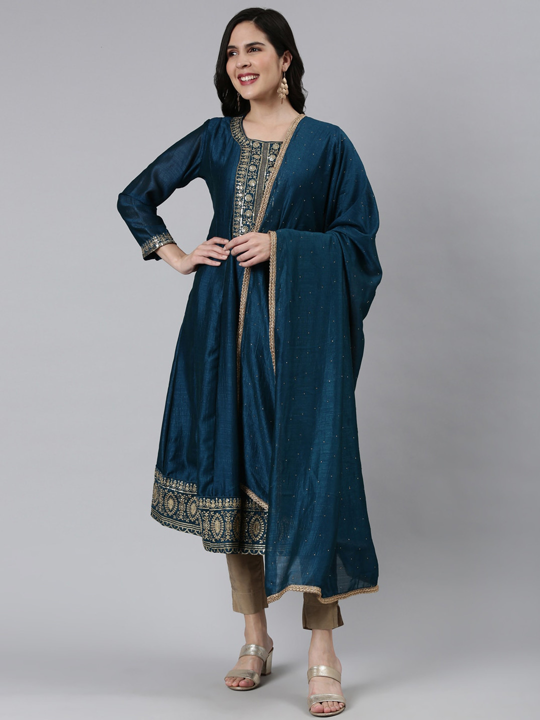 

FLAVIDO Floral Yoke Design Thread Work Panelled Anarkali Kurta With Dupatta, Teal