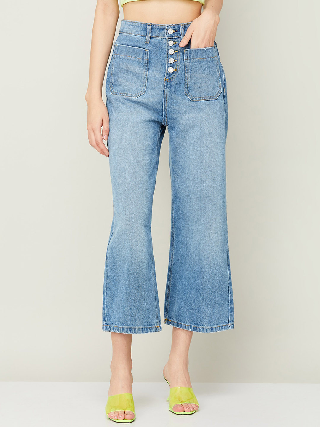 

Ginger by Lifestyle Women Cotton Light Fade Mid-Rise Cropped Regular Fit Jeans, Blue
