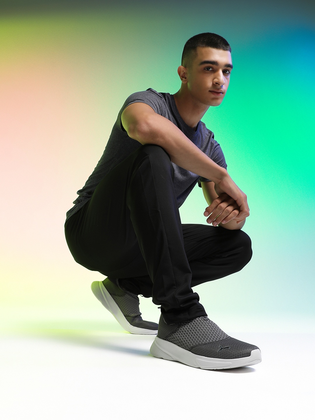 

Puma Men Textured Melanite Slip-On Sneakers, Grey