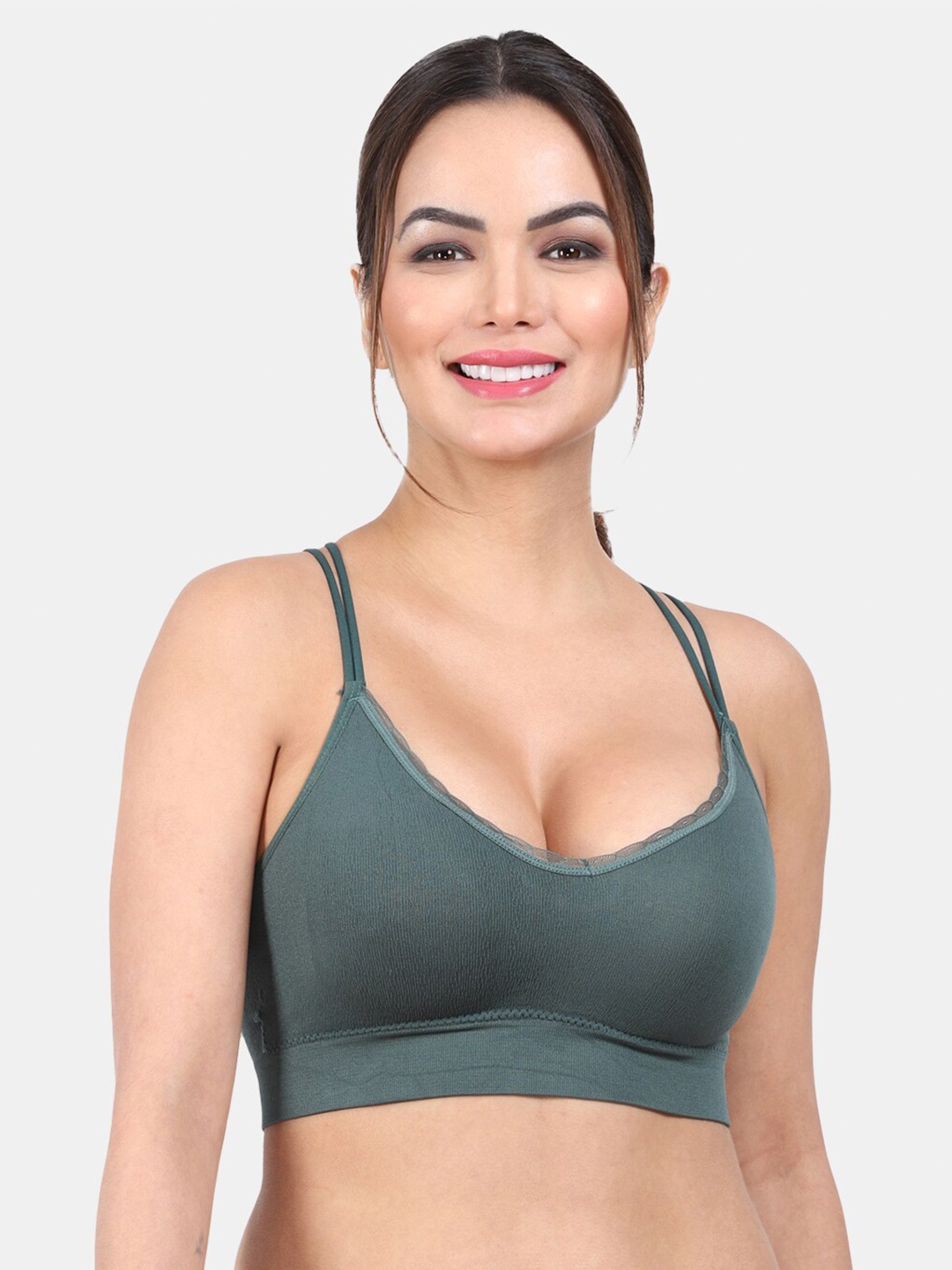 

Amour Secret Lightly Padded Non-Wired Full Coverage Seamless Anti Odour Sports Bra, Green