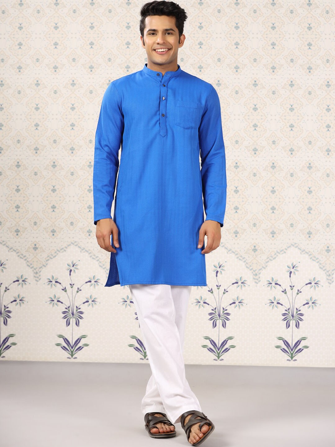

Ode by House of Pataudi Mandarin Collar Straight Kurta With Pyjamas, Blue