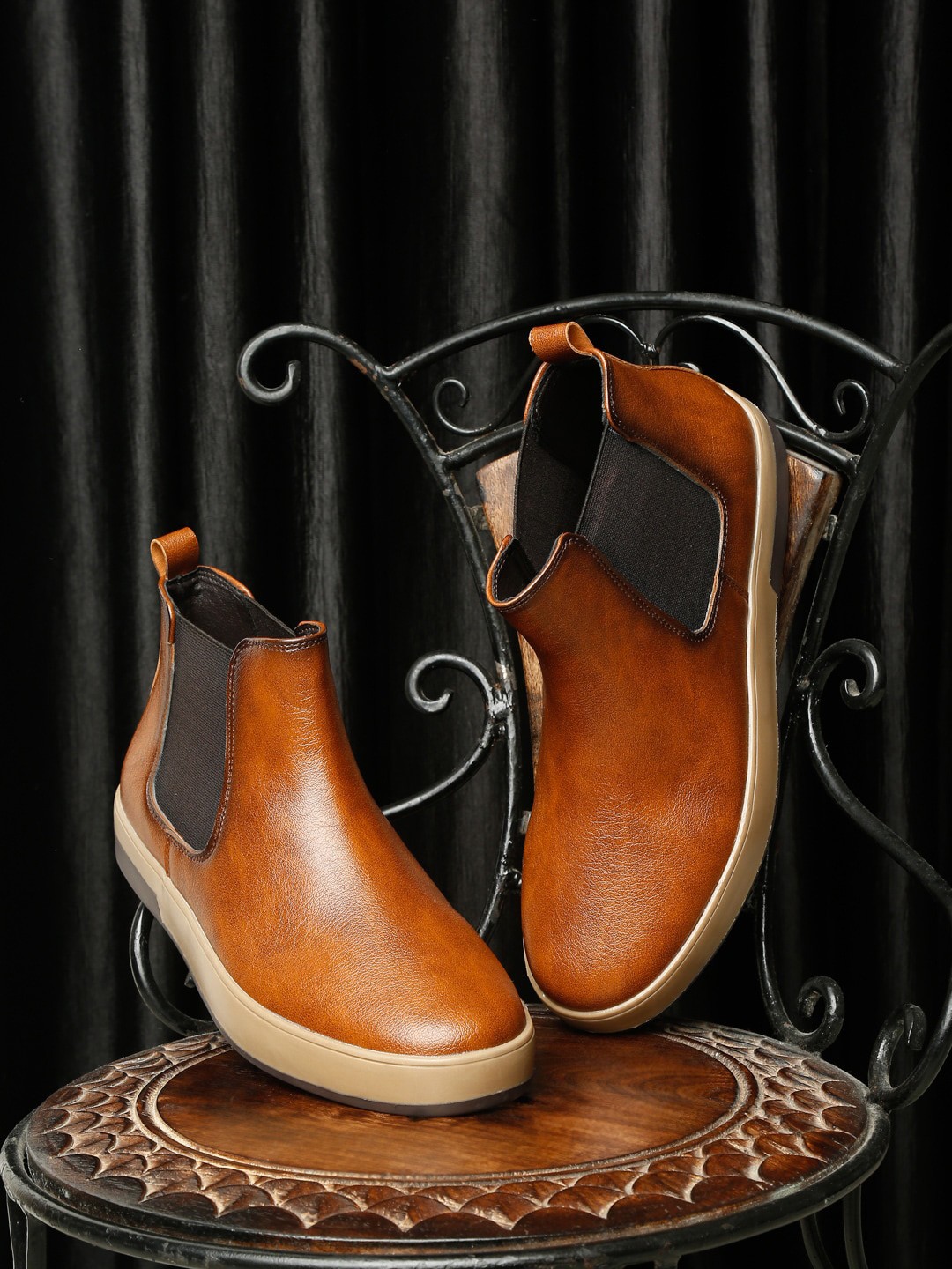 

MUTAQINOTI Men Textured Mid-Top Chelsea Boots, Tan