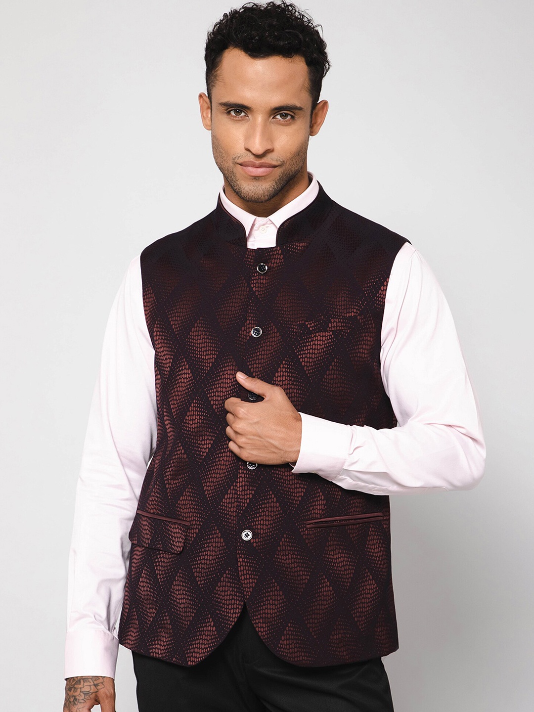 

Cantabil Men Printed Mandarin Collar Nehru Jacket, Maroon