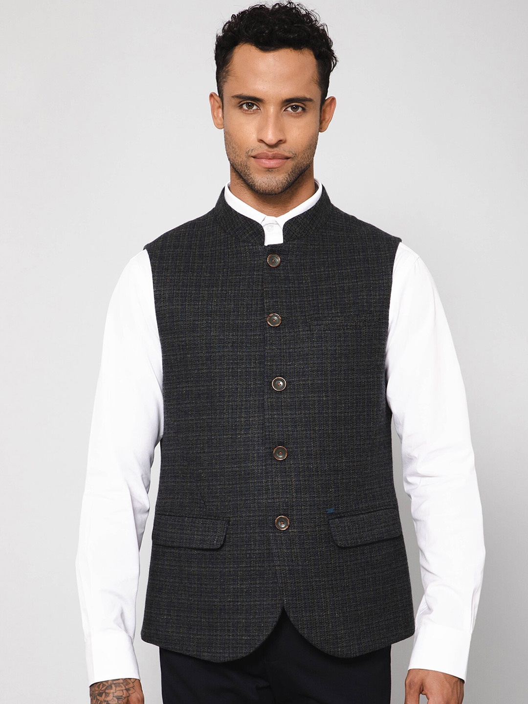 

Cantabil Men Woven Design Mandarin Collar Nehru Jacket, Green